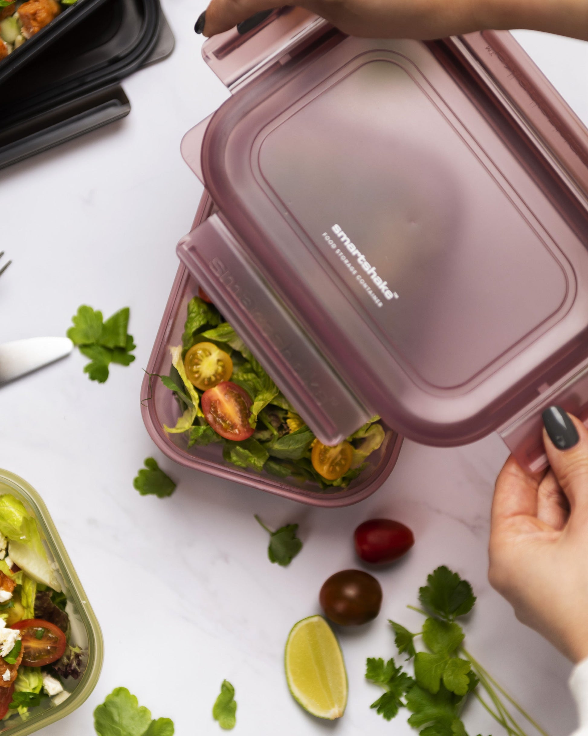 food-storage-container-deep-rose-c6 Smartshake_Food_Storage_Container_Deep_Rose_Lifestyle2.jpg