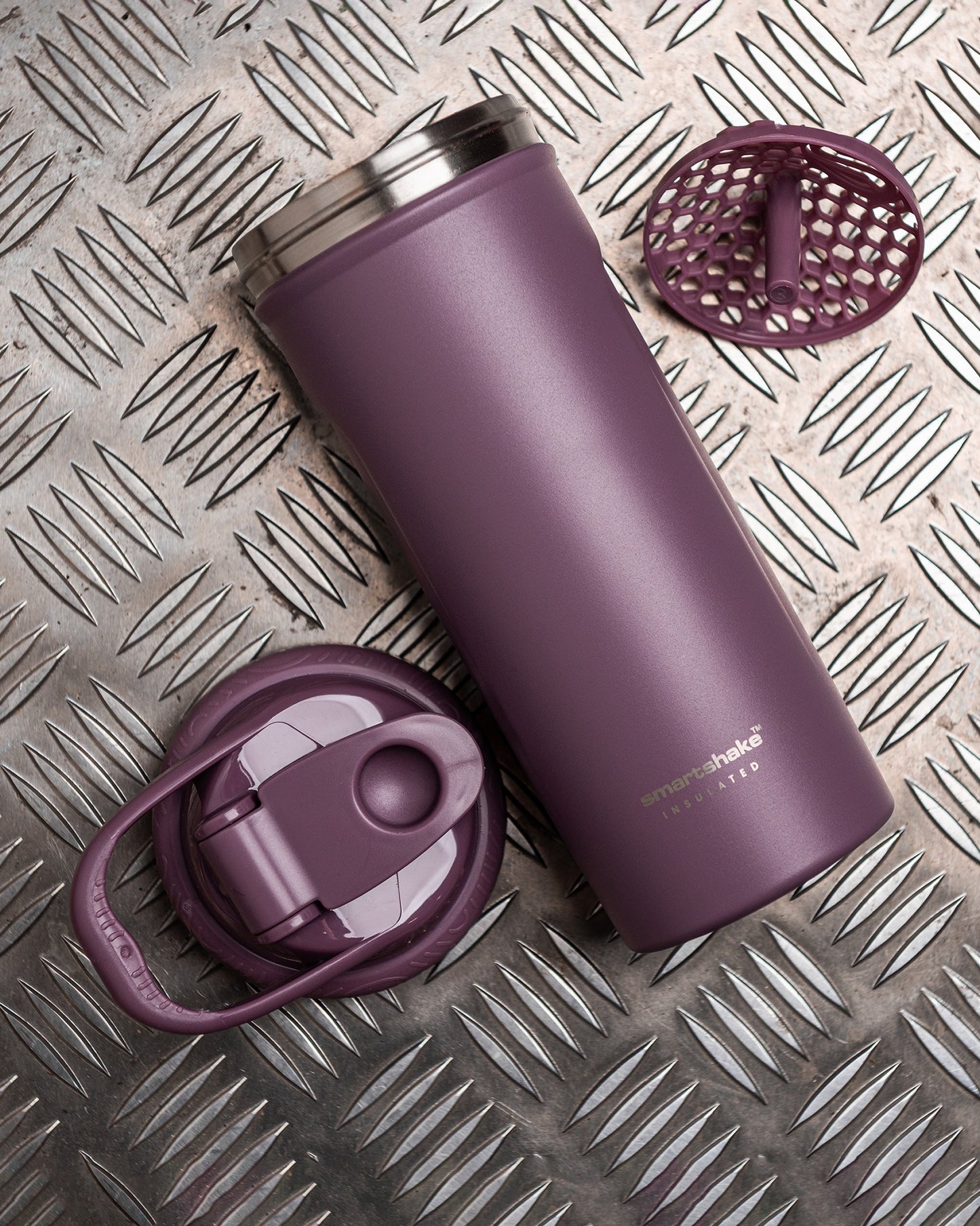 insulated-steel-shaker-dusty-plum-u4 Smartshake_Insulated_Steel_Dusty_Plum_Lifestyle.jpg