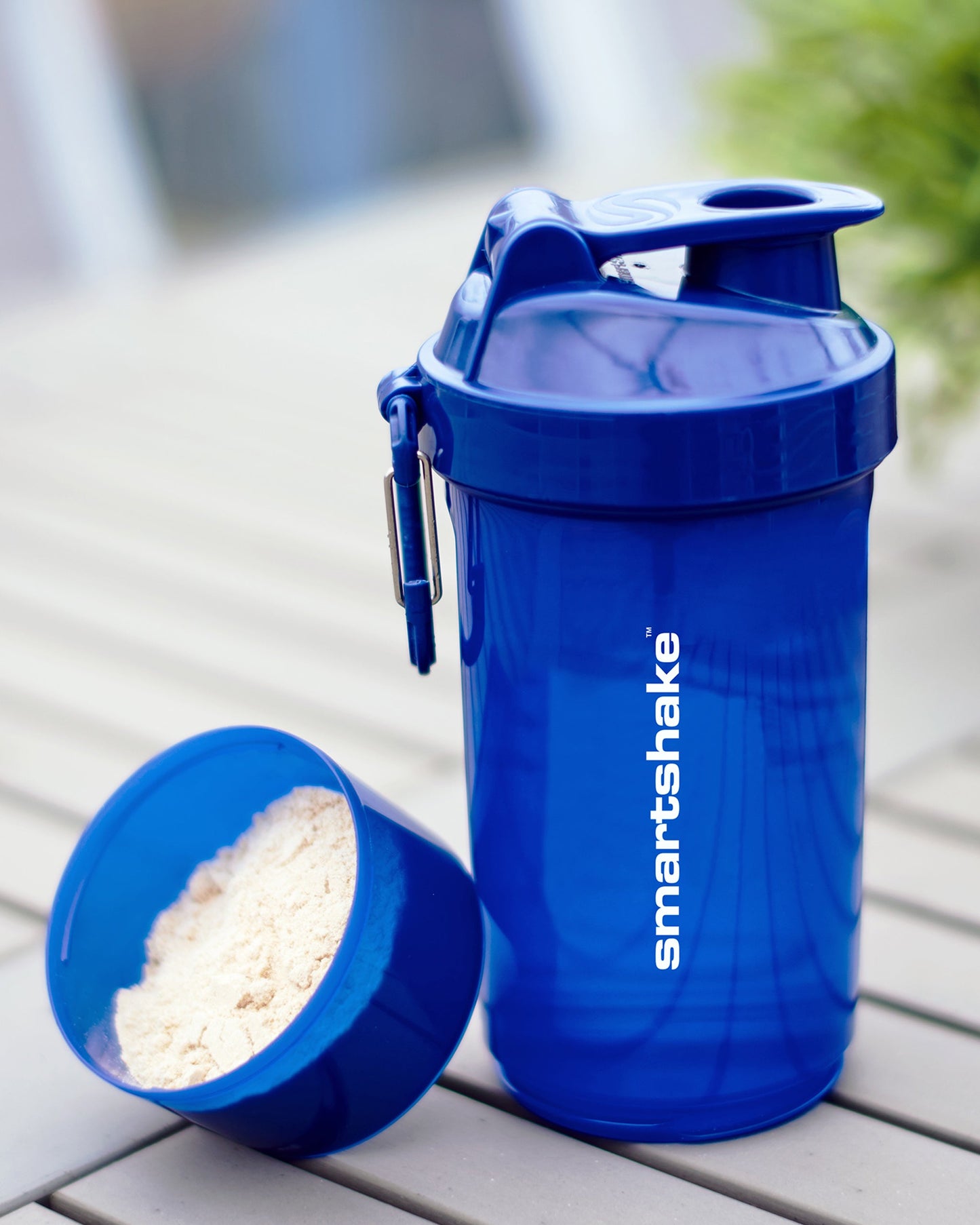 original2go-one-navy-blue-i3 Smartshake_Original2GoONE_Navy_Blue_lifestyle.jpg