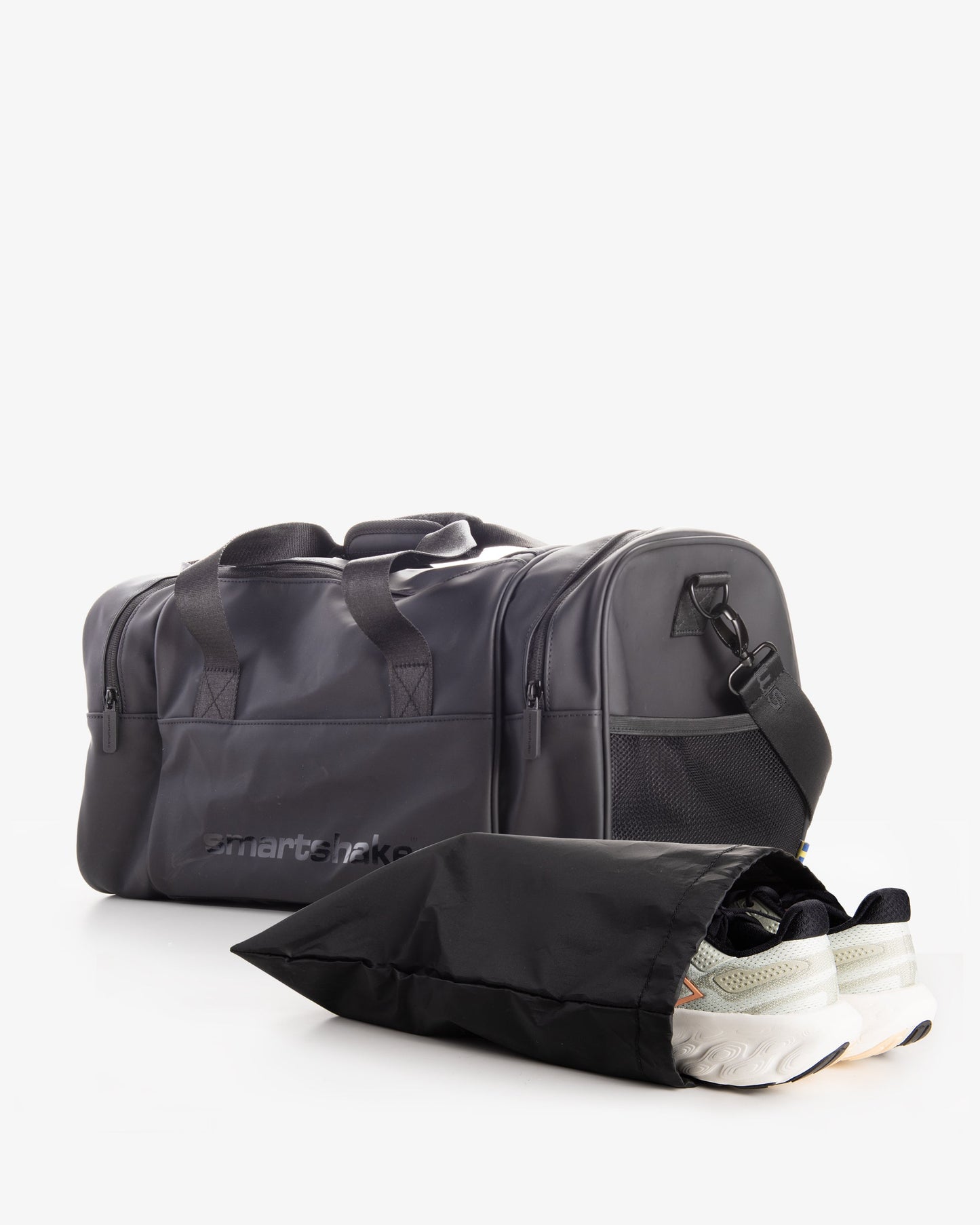 gym-bag-black-s0 Smartshake_gym_bag_Black_unassamled_24a00c8d-f290-45f6-bb42-151f345784ff.jpg