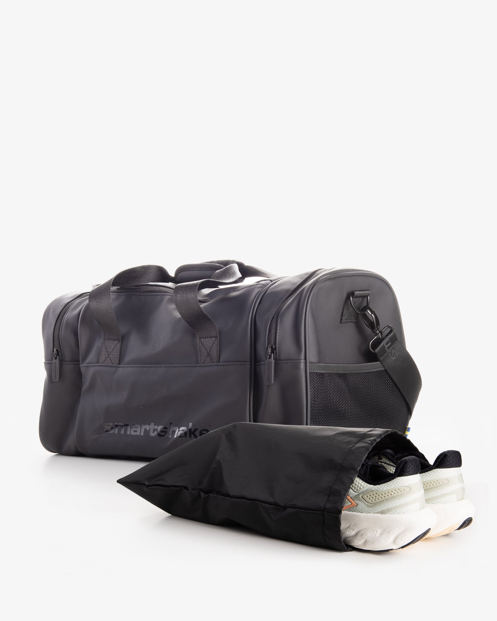 gym-bag-black-s0 Smartshake_gym_bag_Black_unassamled_24a00c8d-f290-45f6-bb42-151f345784ff.jpg